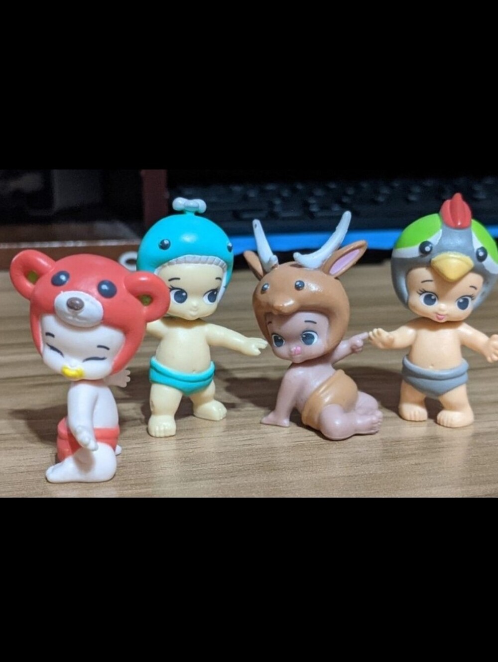 Twozies Mini Figure Lot